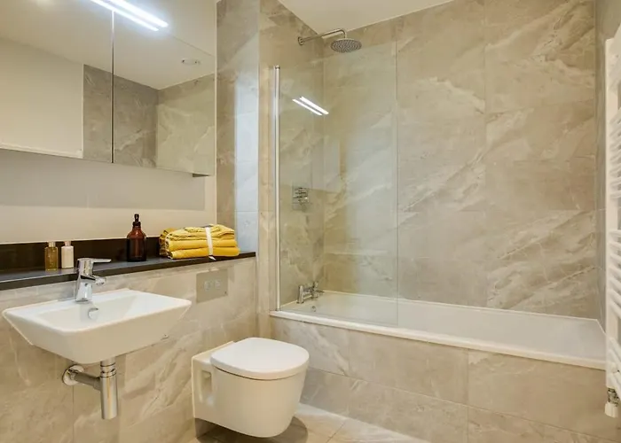 The Benson One By At Дублин