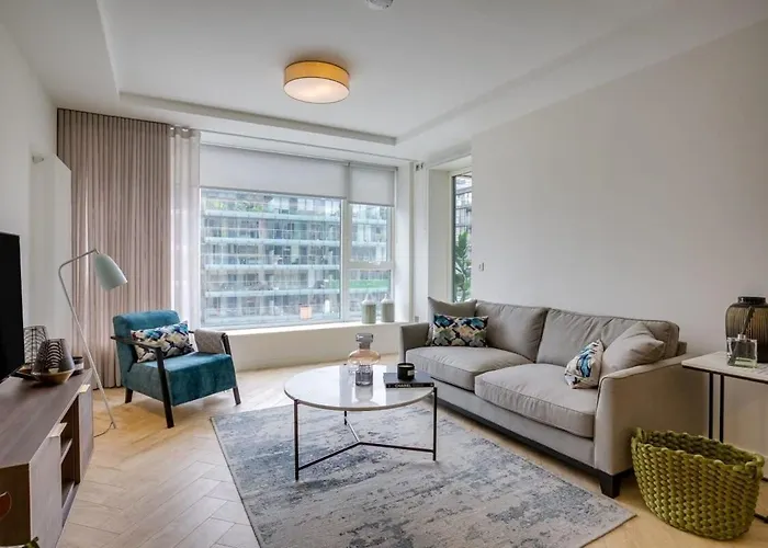 The Benson One By At Дублин