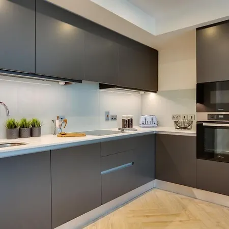 Apartament The Benson One By At *